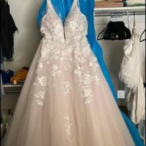 Essence of Australia Wedding Dress!